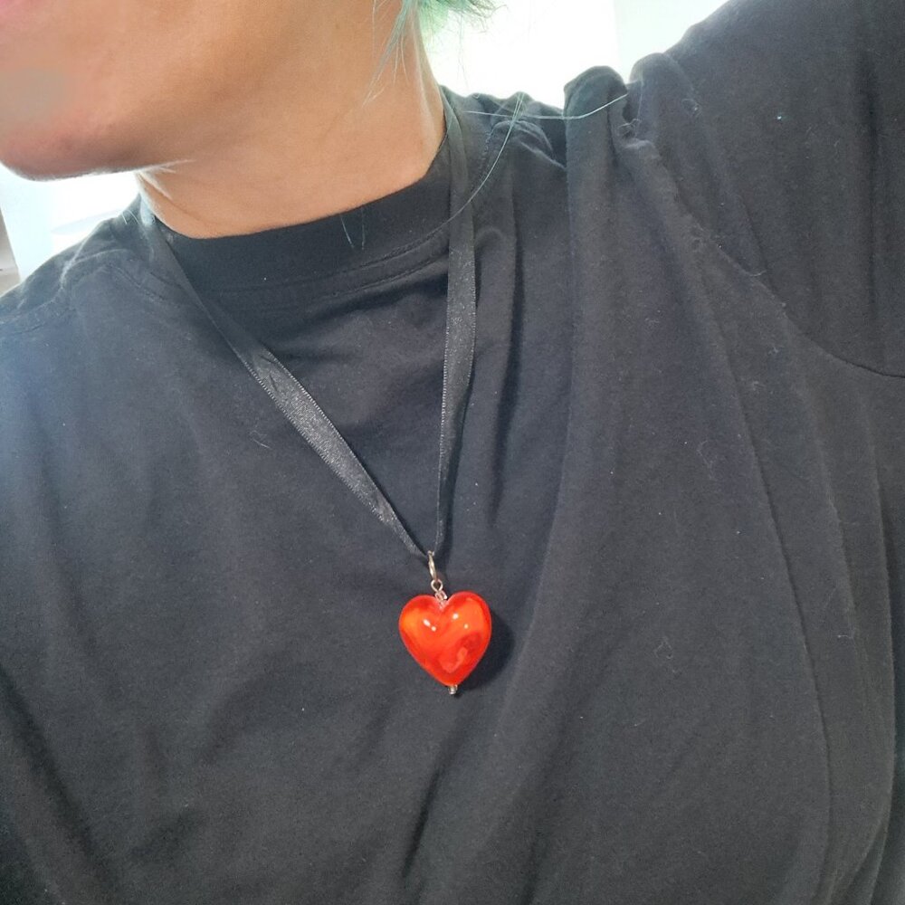 Red Heart Necklace murano Glass Pendant‎ Black Ribbon Y2K Emo Goth Puffy large